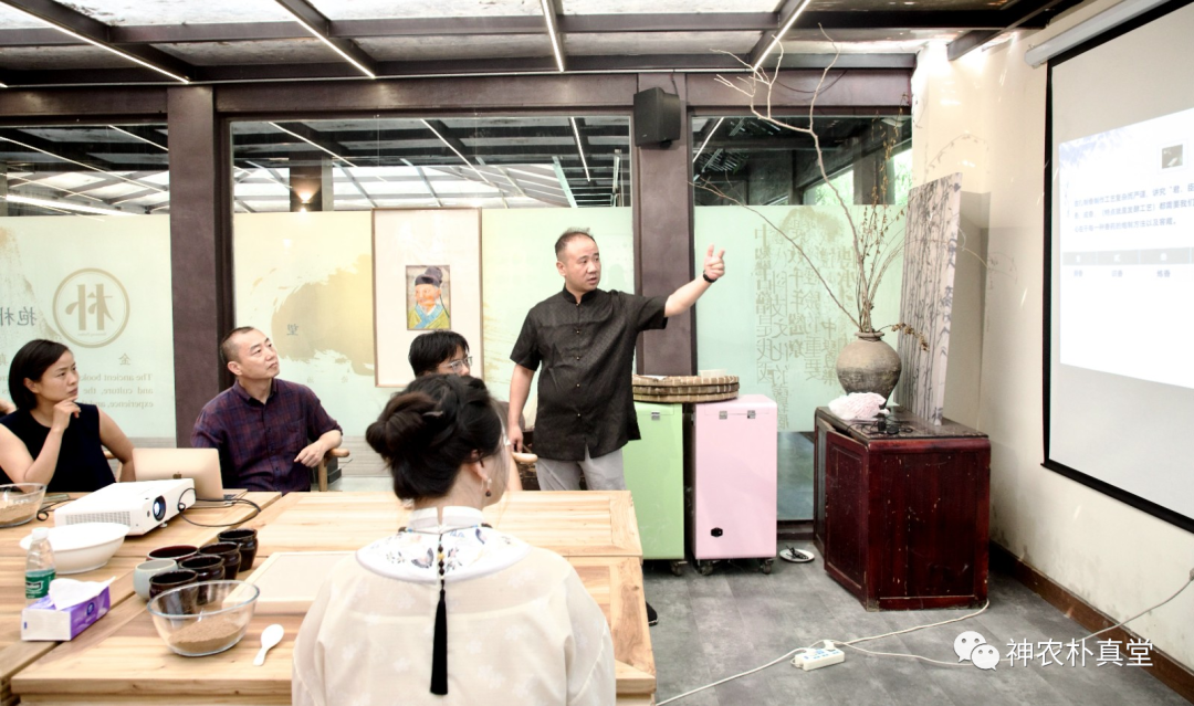 1708245909917822.png 640 (1).png