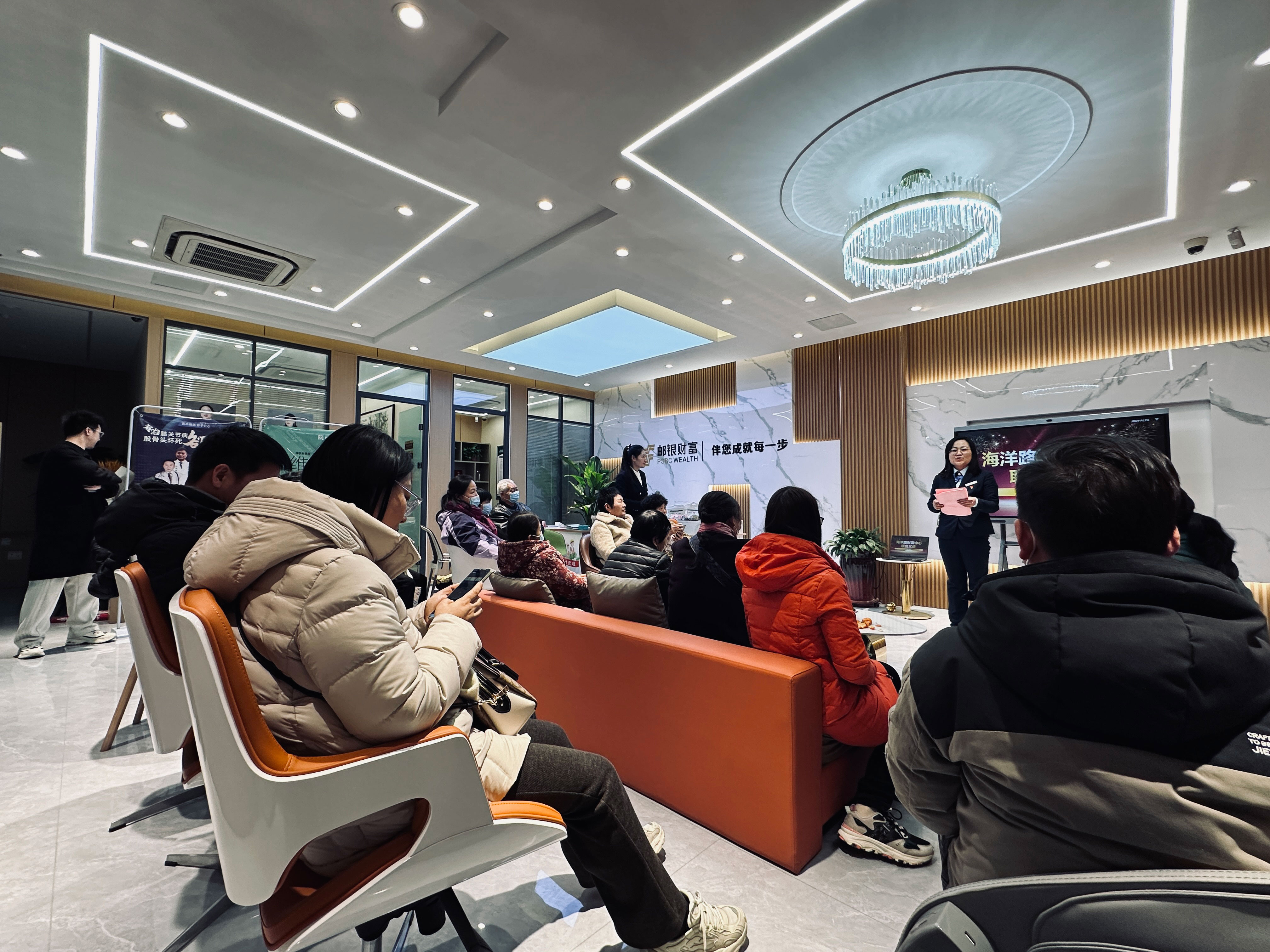 1709285129694717.jpg 5e4c59aa0cccca5fc7e8458a23d75e9.jpg