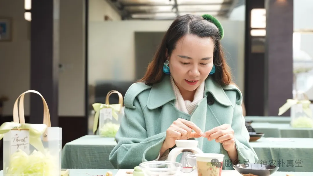 1741936656887045.jpg 640 (4).jpg