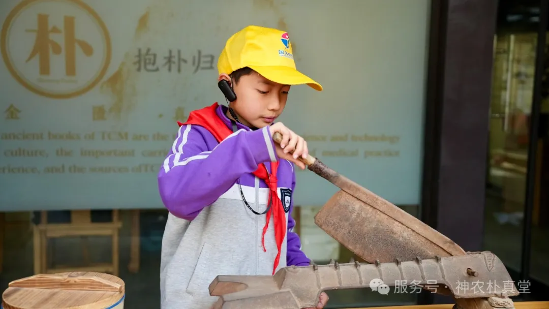 1744353977794234.jpg 4.jpg